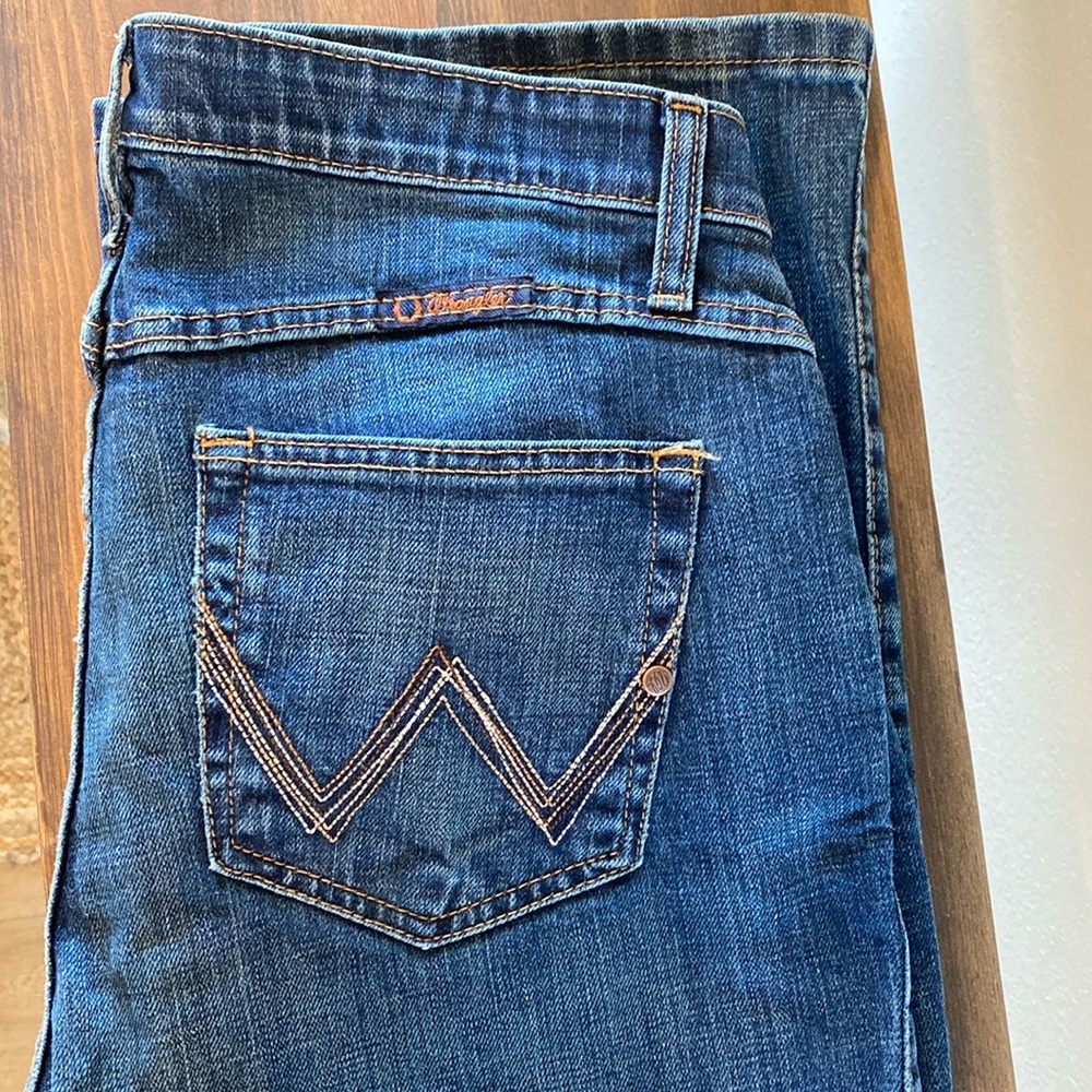 Size 9/10 Wrangler Bootcut